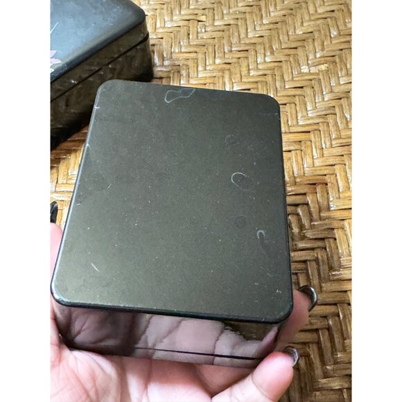 Vintage Japanese Lacquered Stacking Trinket Boxes With Floral Design Set Of 2 - Picture 5 of 10